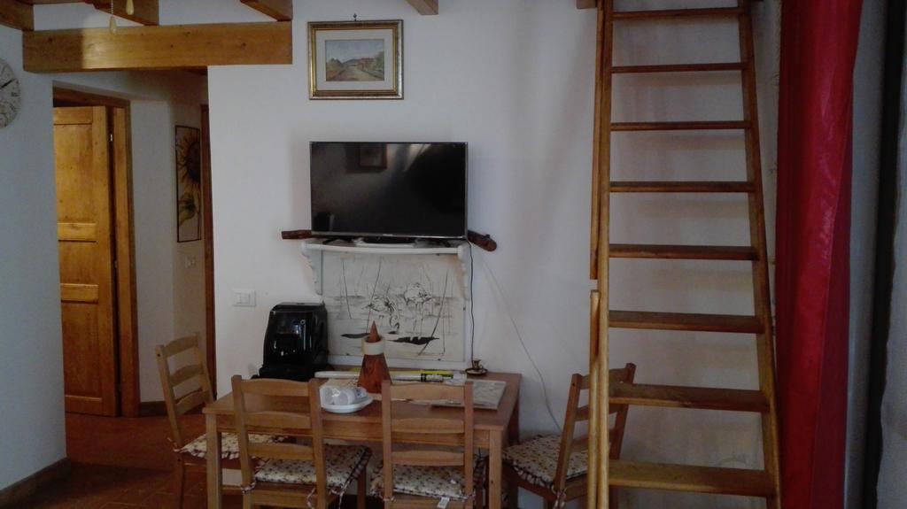 Agriturismo Collelungo Di Maremma Diaccialone Eksteriør bilde
